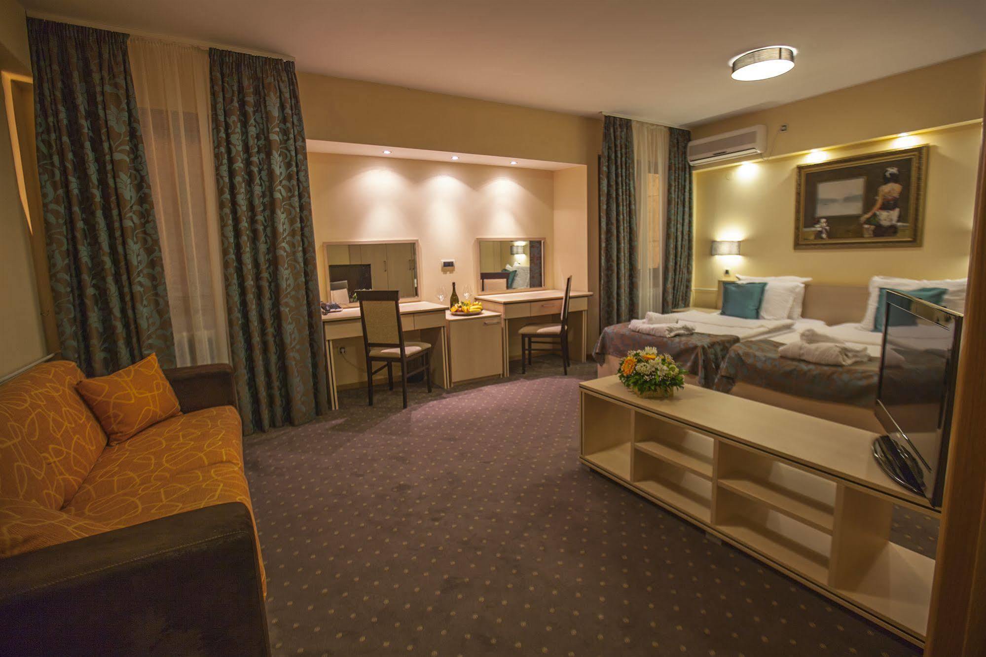 Hotel Srbija فرساك المظهر الخارجي الصورة